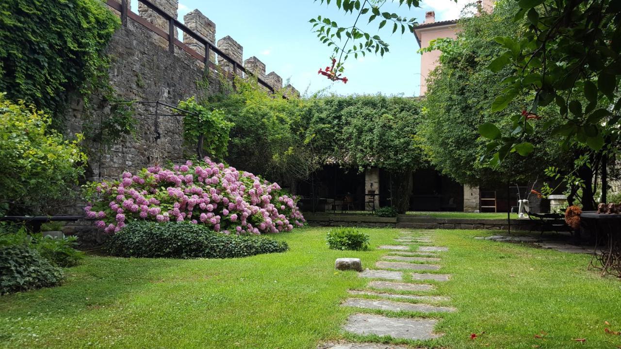Castello Di Muggia Múggia Exterior foto