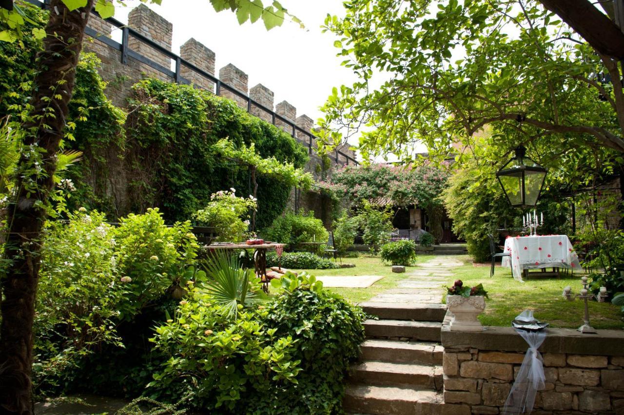 Castello Di Muggia Múggia Exterior foto